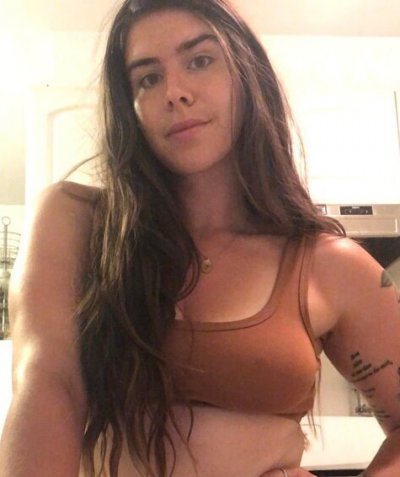 Soy una valenciana muy extrovertida y estoy prometida Busco sexo con desconocidos antes de casarme Busco sexo con desconocidos antes de casarme