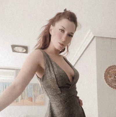 Me considero una chica decidida, con las ideas claras e independiente. Quiero pasarlo bien y si surge algo mucho mejor. Lo pasamos bien y vemos que pasa luego?