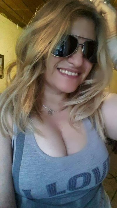 Caliente morbosa con ganas de sexo Soy caliente y quiero follar sin limites Hola, te busco a ti que tienes muchas ganas de sexo.